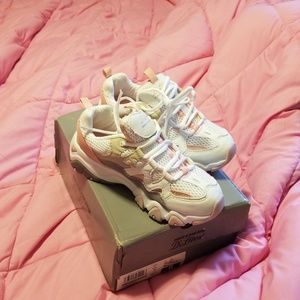 Sketchers D'Lites sneakers